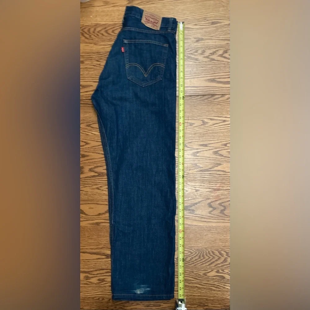 ✨LEVI’S✨GENUINE 501 BUTTONFLY sz38x30🔹2sm frays at hem as seen in photos 💥GUC💥